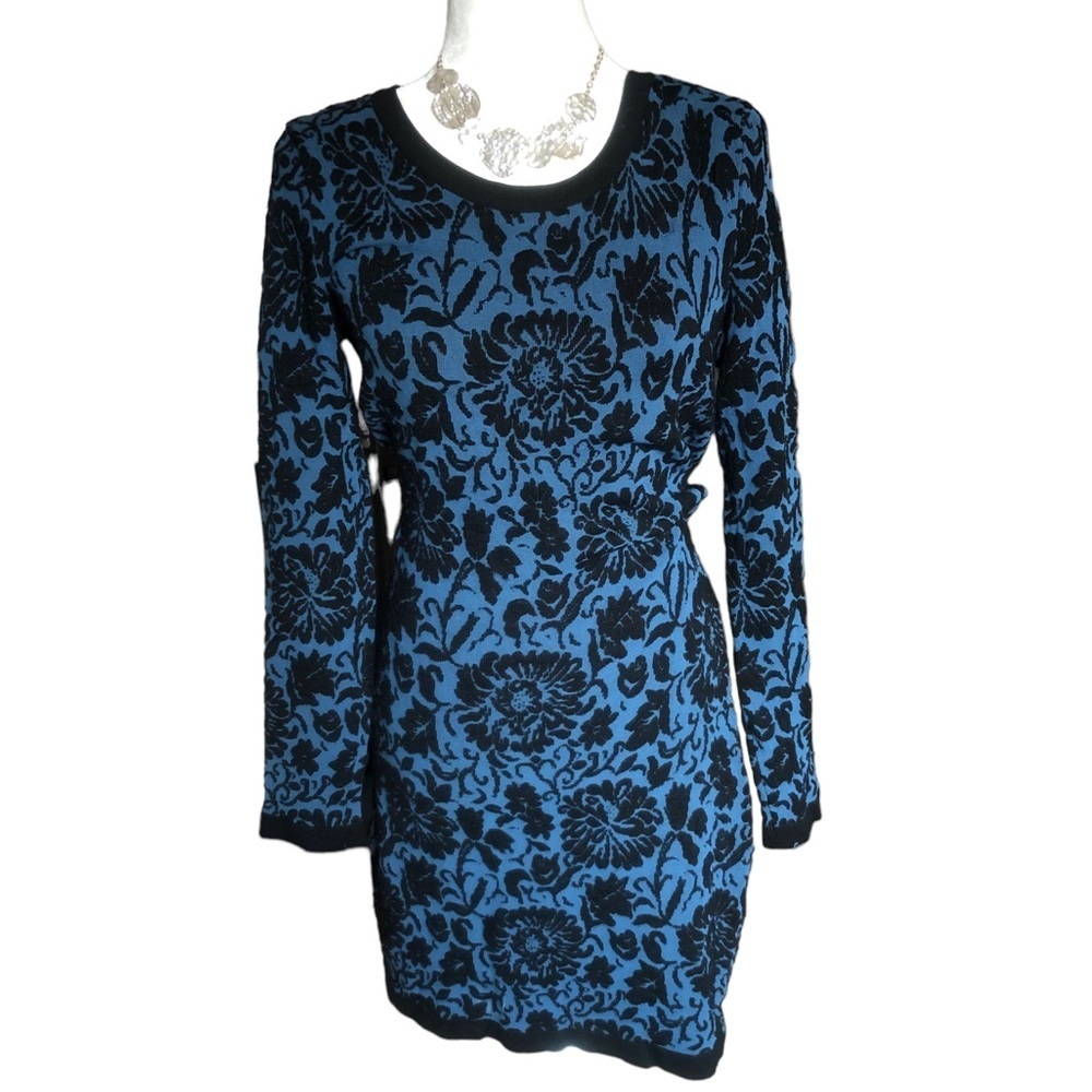 🌻 4/$25 F21 Black/Blue Floral Sweater Dress, Bodycon, Women’s Small, NWOT